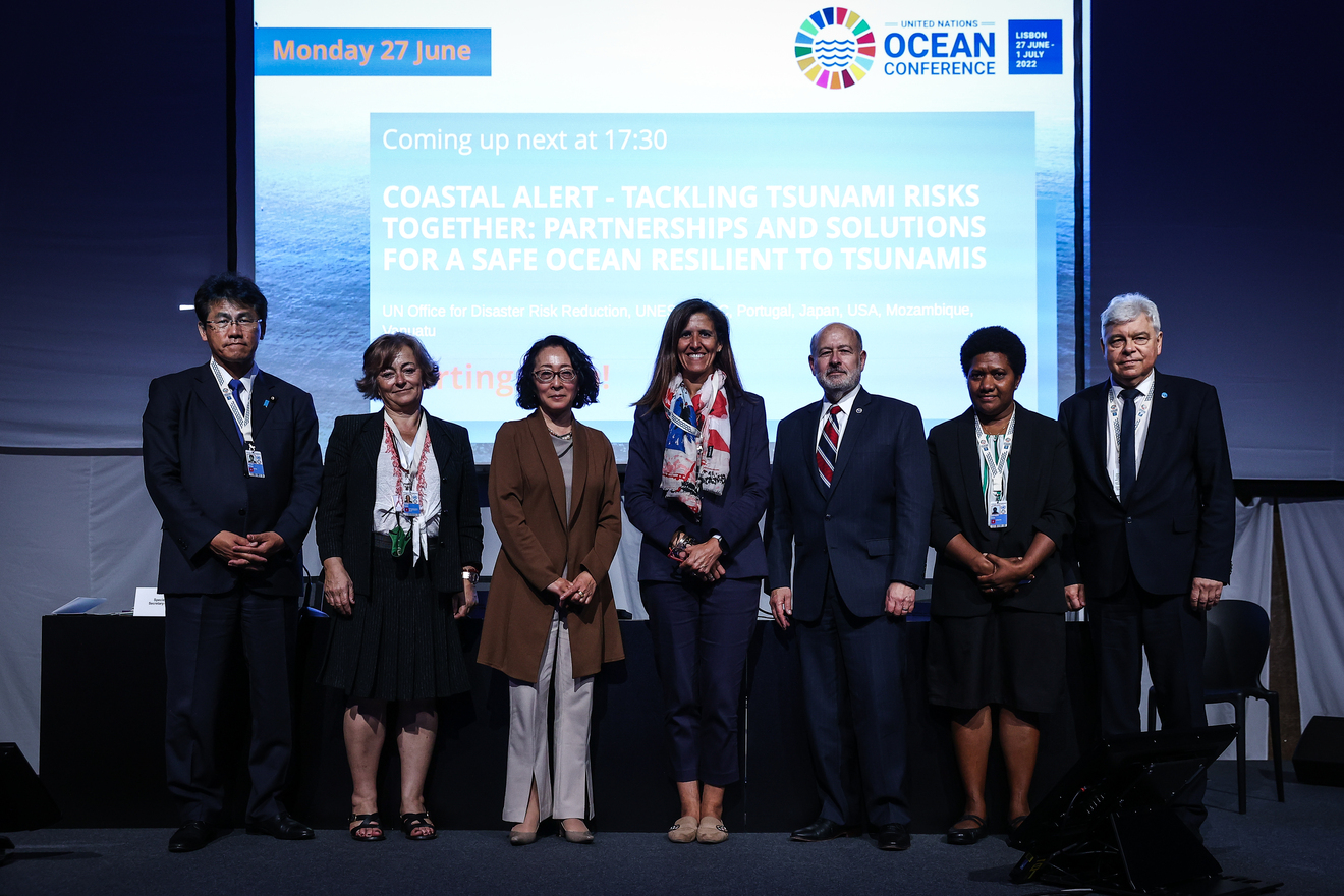 Group Photo UNOC22 small